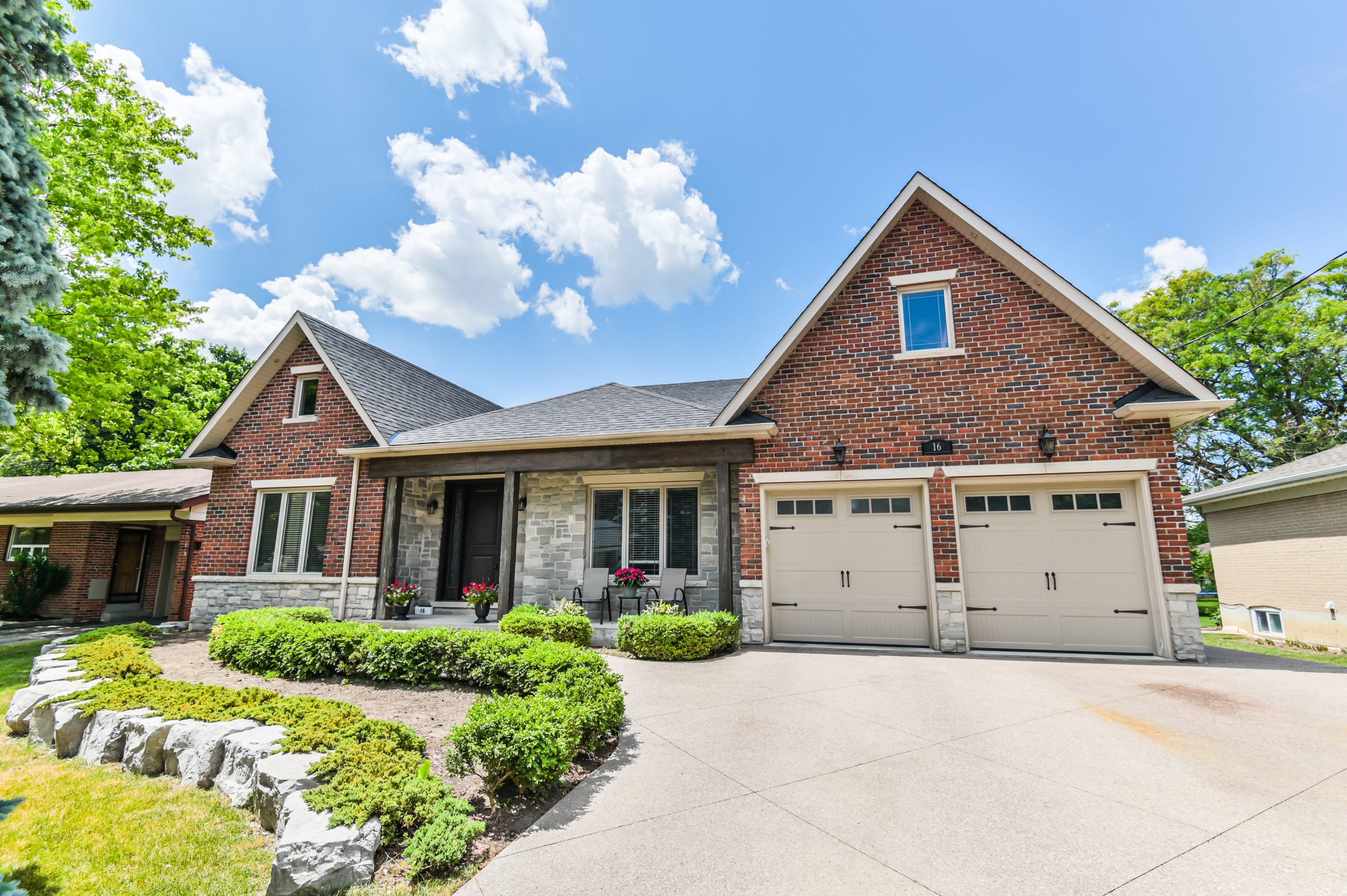 16 Windridge Drive, Markham Stephen Tar Team