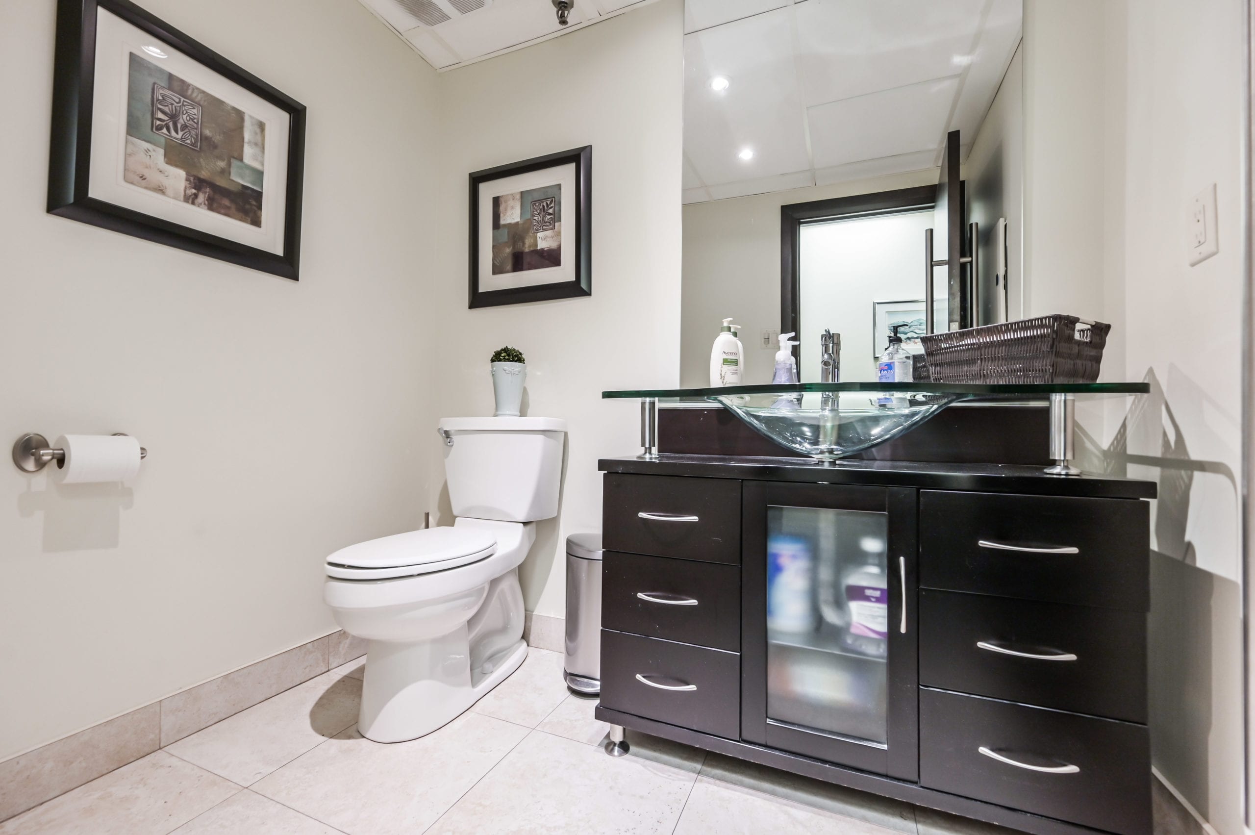 305 Renfrew Drive 302, Markham Tar Team Real Estate